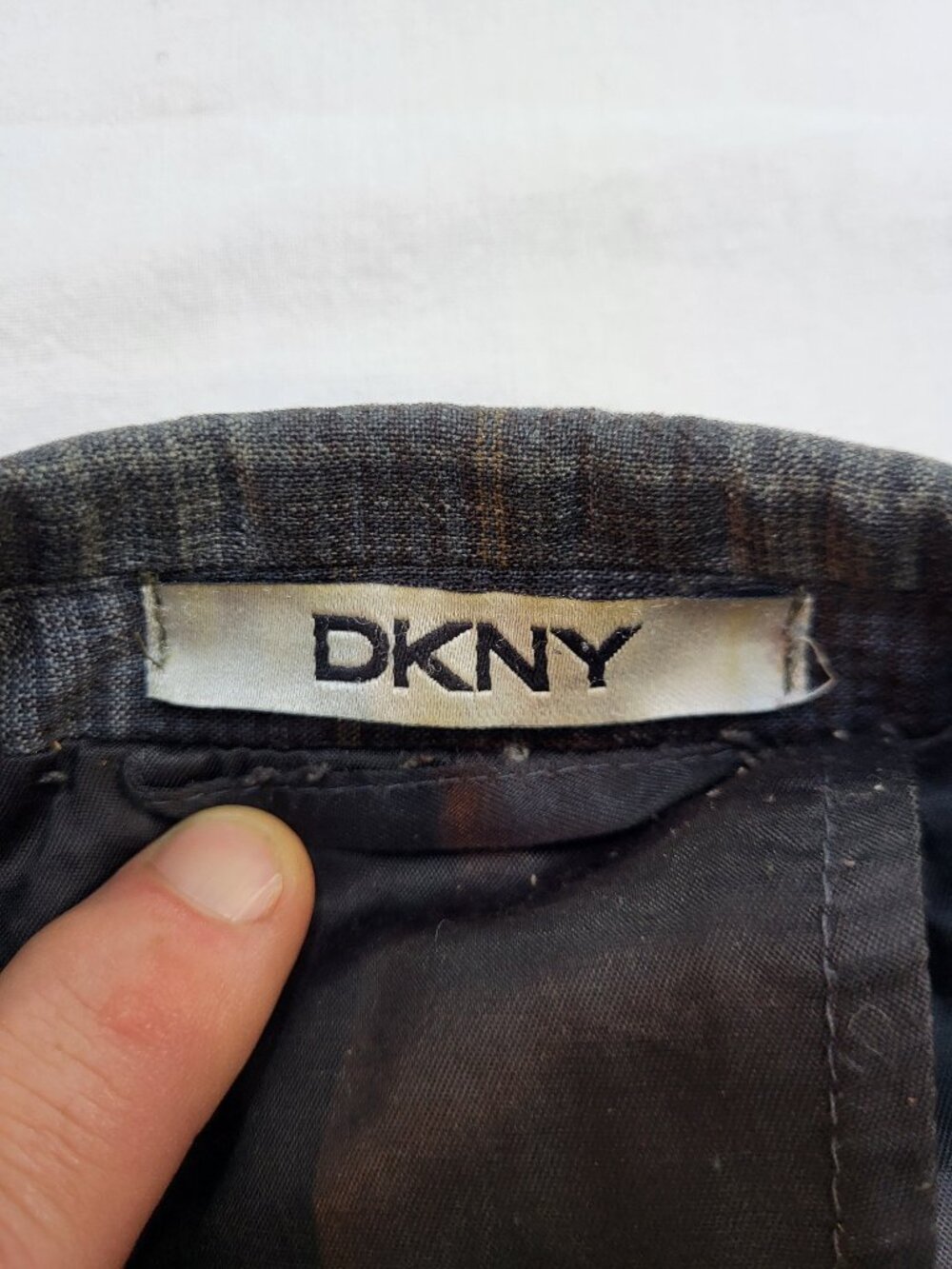 DKNY Men's Grey Plaid Check Two-Button Blazer Sport Coat Size 40R - Picture 5 of 13